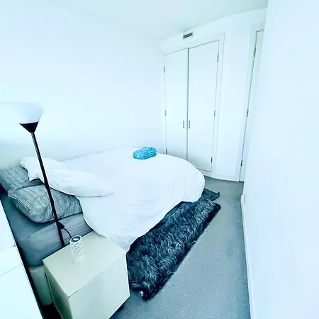 Cosy Nest At Bullring New Street Free Wifi *